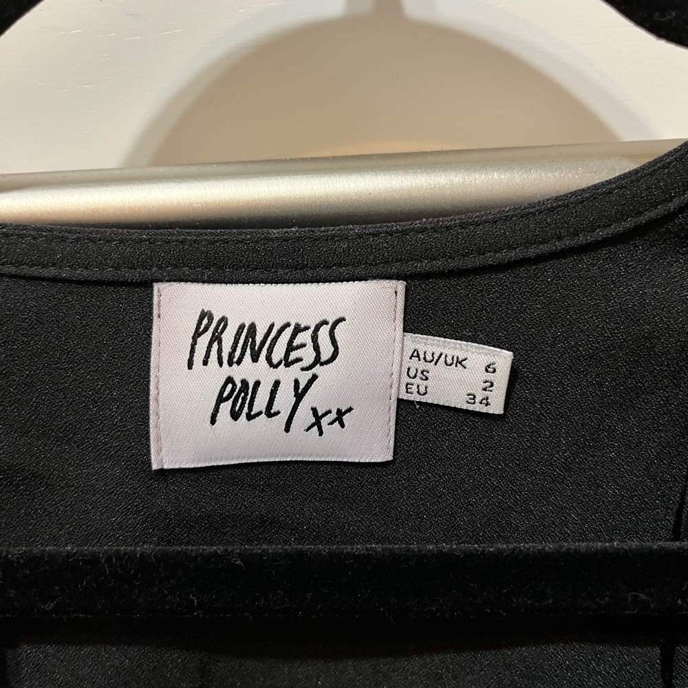 Princess Polly crop top